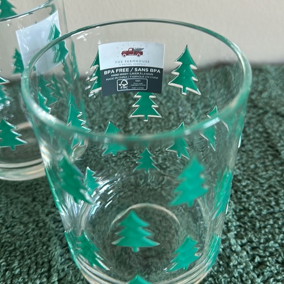 The Farmhouse by Rachel Ashwell Christmas Tree 🌲 Acrylic Glasses Cups NEW - Picture 4 of 5